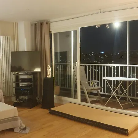 Montsouris Park Apartamento